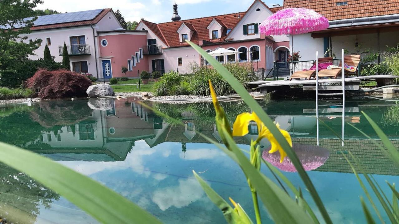 Hotel Garni Landhaus Florian Bad Blumau Exteriör bild